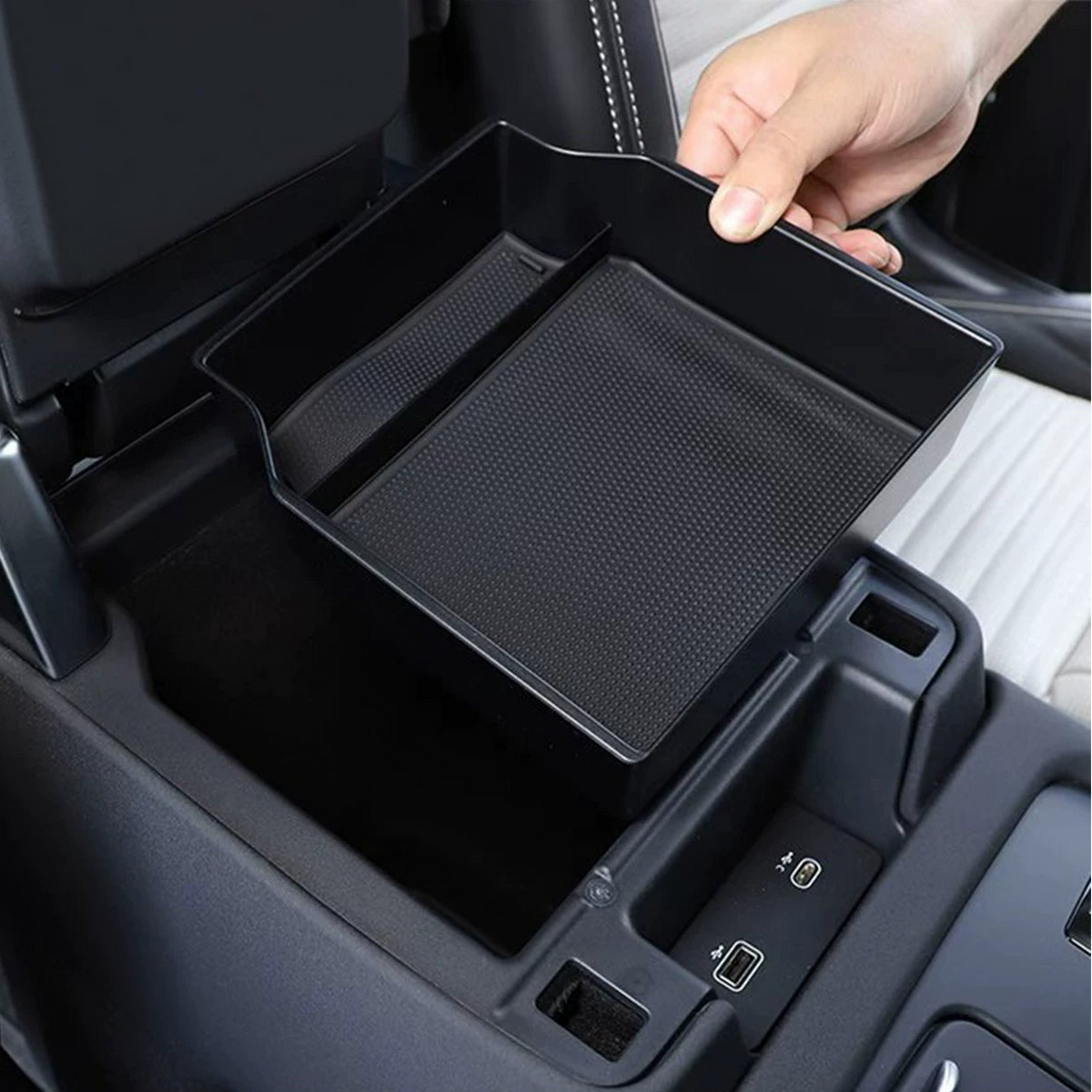 Product photo of Land Rover Discovery 5 Center Armrest Secondary Storage Tray Organizer (2017–2026)