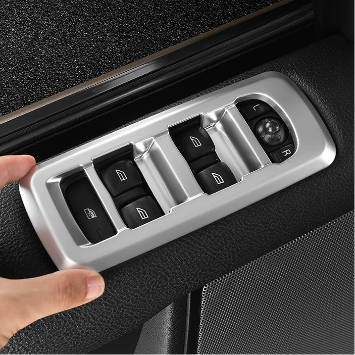 Additional product photo of 2010-2016 Discovery 4 Door Window Lift Switch Panel & Button Frame Trim