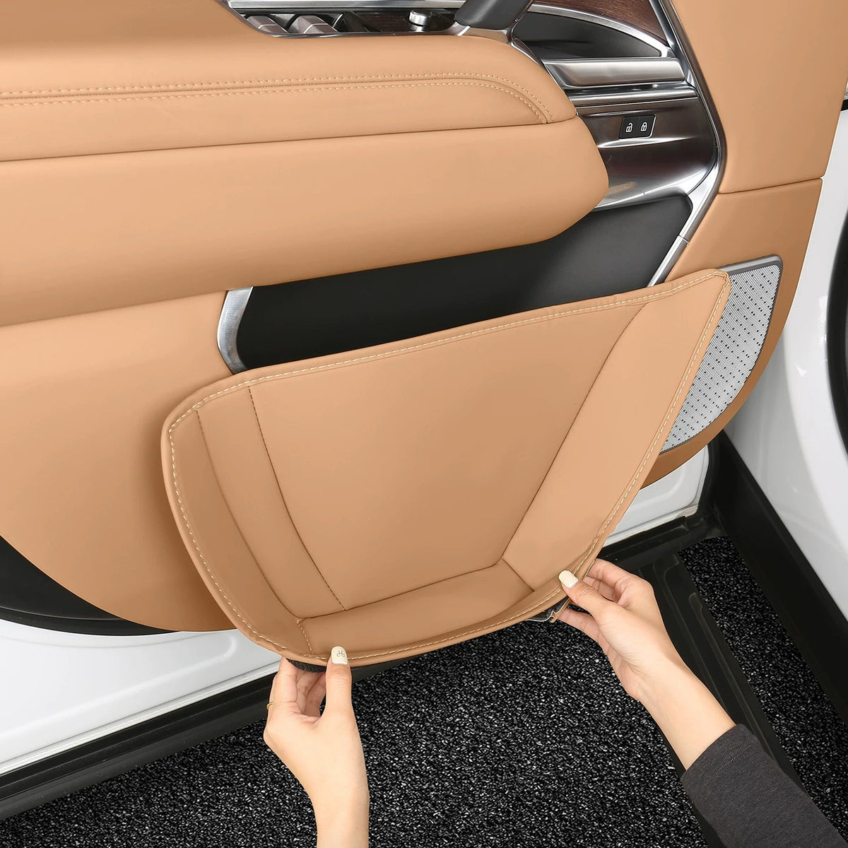 2023-2026 Range Rover Sport Door Pocket Storage Pad & Umbrella Holder