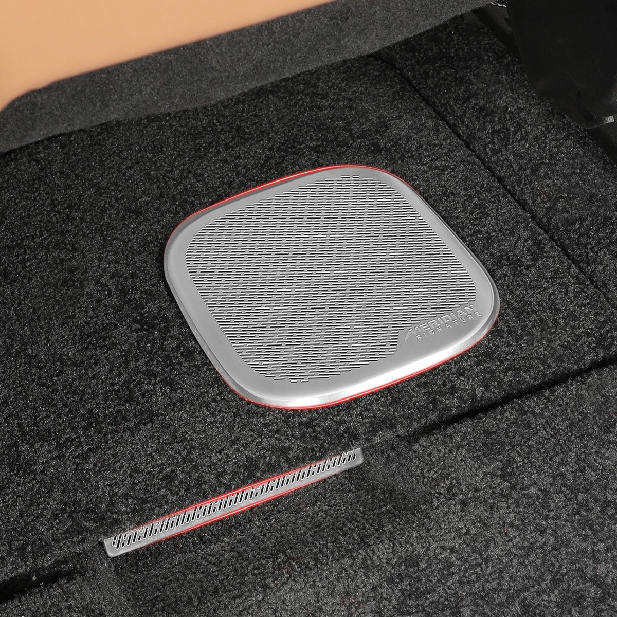 Tool-Free Clip-On Installation