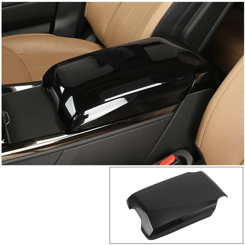 Product photo of 2023-2026 Range Rover Center Console Armrest Cover